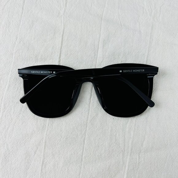 New Gentle Monster Flatba “My Ma” Black Sunglasses - Picture 7 of 11